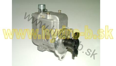 Magneto pomocneho motorceka motora D65