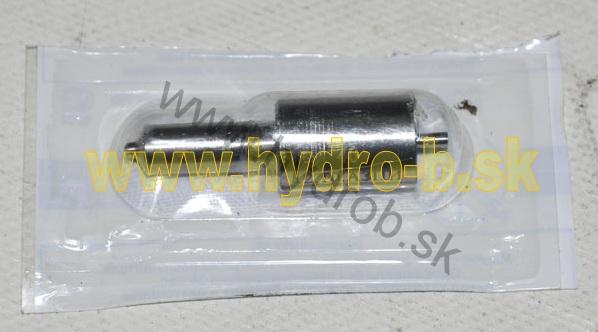 Vstrekovacia tryska motora D65
